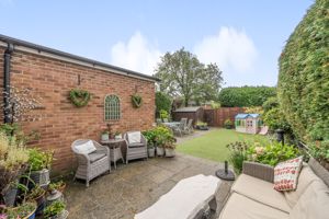 Photo 11- click for photo gallery